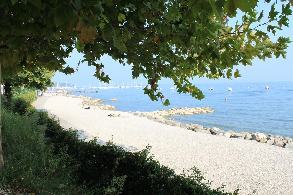 Camping Piantelle Moniga del Garda Exterior photo