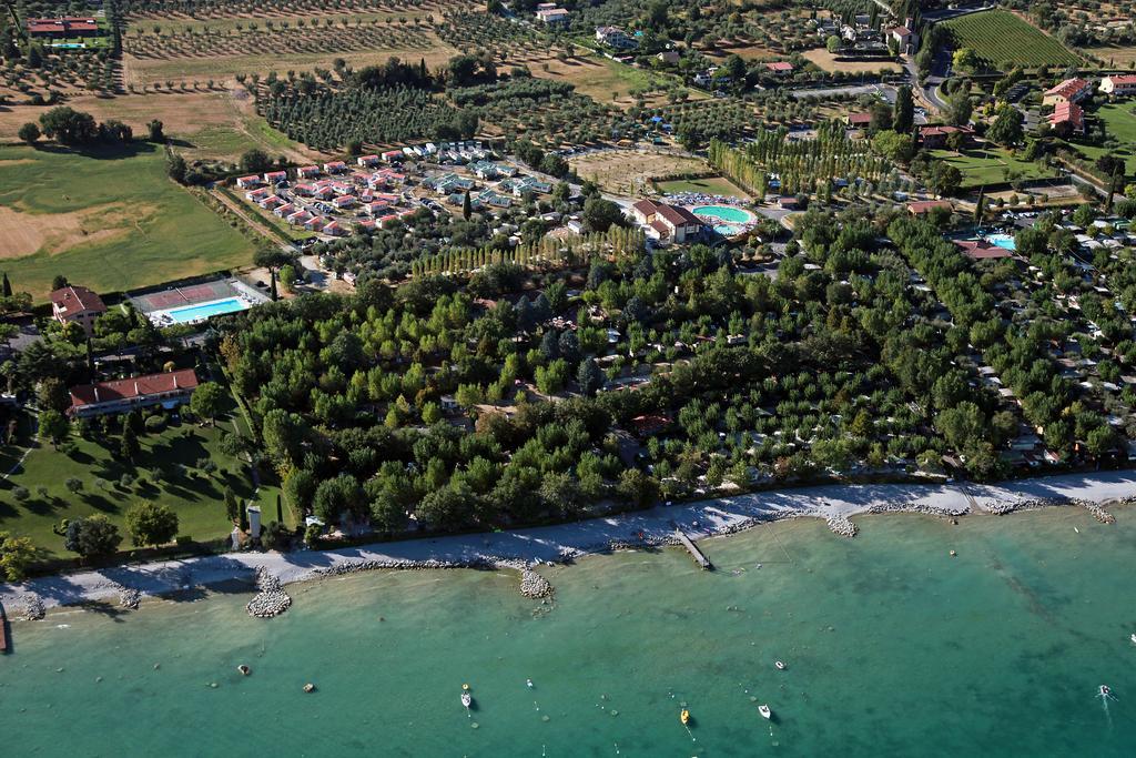 Camping Piantelle Moniga del Garda Exterior photo