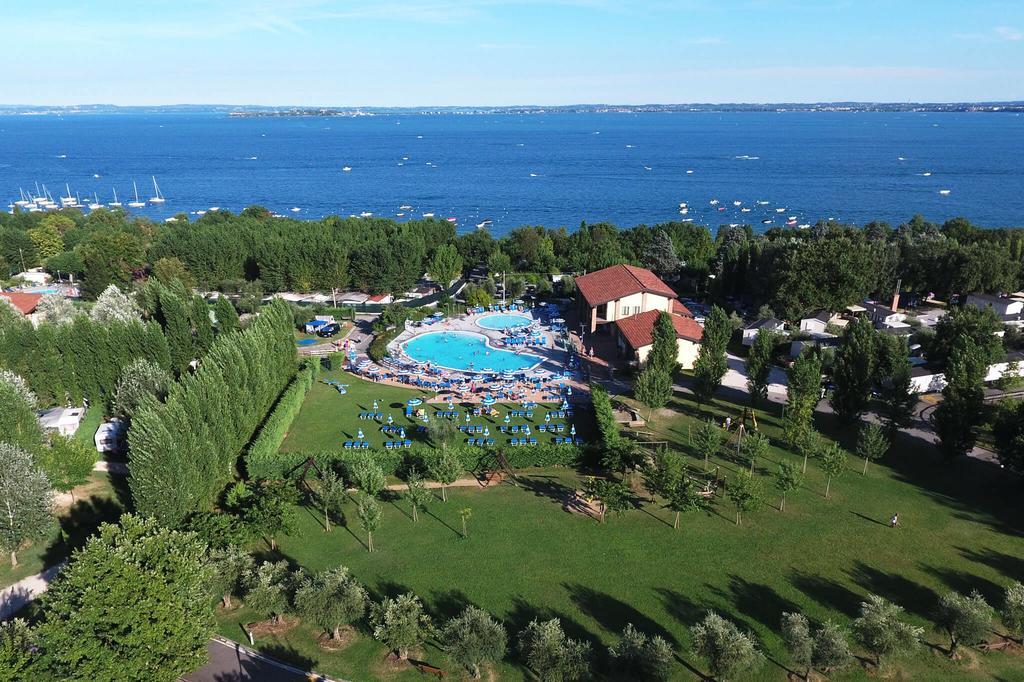 Camping Piantelle Moniga del Garda Exterior photo