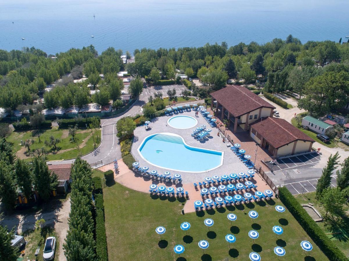 Camping Piantelle Moniga del Garda Exterior photo
